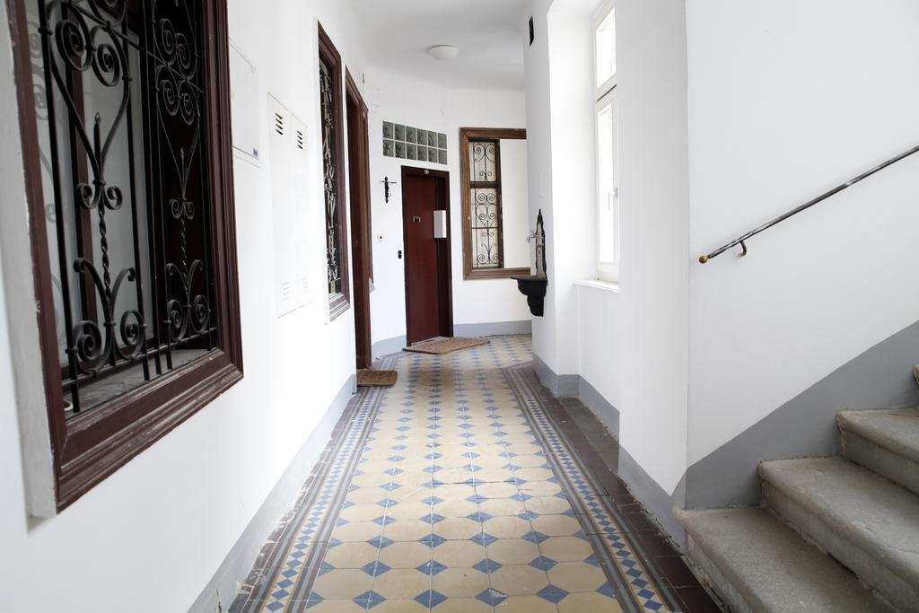 Casa Nostra - Zentrale Wohnung Am Augarten Wien Exteriör bild